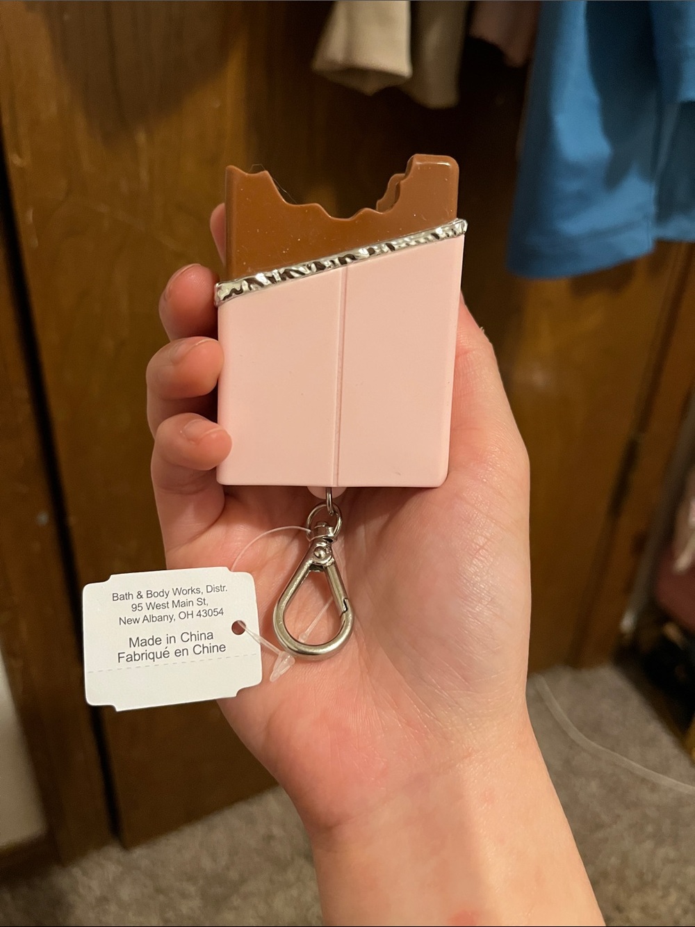 Bath & Body Works: Pink & Brown Chocolate Bar Keychain - Picture 2 of 3